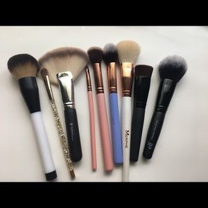 Assorted Makeup Brushes